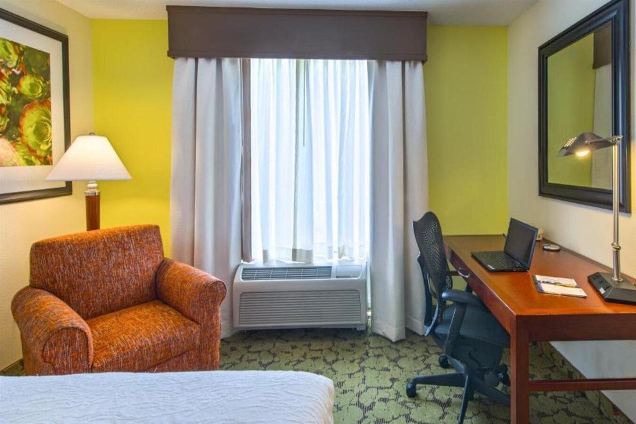 Hilton Garden Inn Macon/Mercer University Экстерьер фото